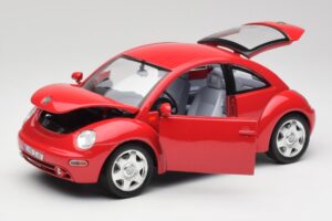 Volkswagen New Beetle Rouge Bburago 1:18 3342 Métal — image 2 sur 8