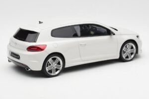Volkswagen Scirocco Mk3 R Phase 1 Blanc Otto 1:18 OT1090 Résine — image 2 sur 6