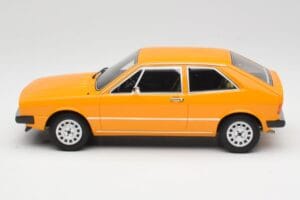 Volkswagen Scirocco GTI Mk1 Jaune Marino Otto 1:18 OT467 Résine — image 3 sur 6