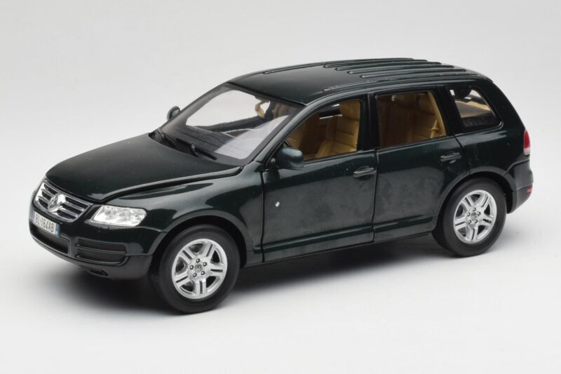 Volkswagen Touareg V10 TDI Canyon Green Bburago 1:18 34911-V1 Métal
