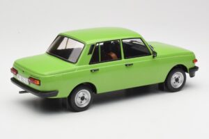 Wartburg 353 Vert MCG 1:18 MCG18062 Métal — image 2 sur 6
