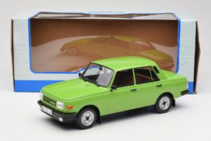 Wartburg 353 Vert MCG 1:18 MCG18062 Métal — image 6 sur 6