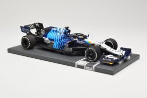Williams Racing Mercedes FW43B #63 G. Russell Saudi Arabian GP 2021 Minichamps 1:18 117212263 Métal — image 4 sur 6