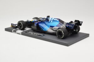 Williams Racing Mercedes FW43B #63 G. Russell Saudi Arabian GP 2021 Minichamps 1:18 117212263 Métal — image 5 sur 6