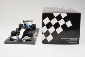 Williams Racing Mercedes FW43B #63 G. Russell Saudi Arabian GP 2021 Minichamps 1:18 117212263 Métal — image 6 sur 6