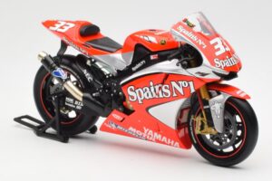 Yamaha YZR-M1 Gauloises Fortuna Yamaha #7 C. Checa MotoGP 2004 Minichamps 1:12 122043007 Métal — image 4 sur 6