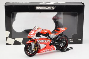 Yamaha YZR-M1 Gauloises Fortuna Yamaha #7 C. Checa MotoGP 2004 Minichamps 1:12 122043007 Métal — image 6 sur 6
