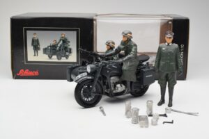 Zundapp KS 750 Side-Car Walkure Schuco 1:10 450651900 Métal — image 7 sur 7