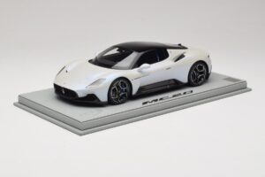 Maserati MC20 Bianco Audace BBR 1:18 P18191AMAS Résine — image 2 sur 6
