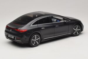 Mercedes EQE V295 Graphite Grey Magno NZG 1:18 B66961108 Métal — image 5 sur 8