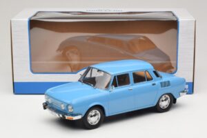 Skoda 100 LS Bleu Clair MCG 1:18 MCG18782 Métal — image 6 sur 6
