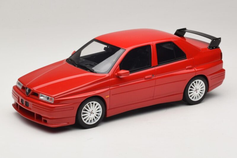Alfa Romeo 155 GTA Stradale Alfa Red Otto 1:18 OT1132 Résine