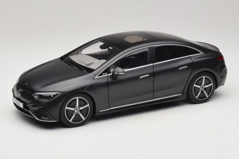Mercedes EQE V295 Graphite Grey Magno NZG 1:18 B66961108 Métal