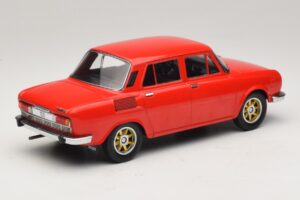 Skoda 100 Rouge Jantes Dorées MCG 1:18 MCG18784 Métal — image 2 sur 6