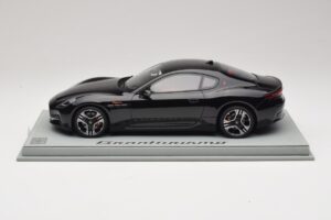 Maserati GranTurismo Trofeo Nero Assoluto BBR 1:18 P18240CMAS Résine