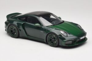 Porsche 911 992 Turbo S Brabus 900 Rocket R Mean Green GT Spirit 1:18 GT959 Résine — image 4 sur 6