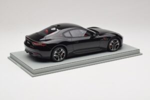 Maserati GranTurismo Trofeo Nero Assoluto BBR 1:18 P18240CMAS Résine — image 3 sur 7