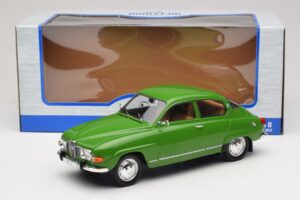Saab 96 V4 Vert MCG 1:18 MCG18655 Métal — image 6 sur 6