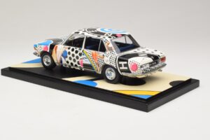 BMW 2500 E3 New Horizon Minichamps 1:18 155029204 Résine — image 5 sur 6