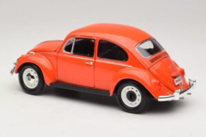 Volkswagen Beetle Orange Gremlins Movie Greenlight 1:18 12985 Métal — image 7 sur 8