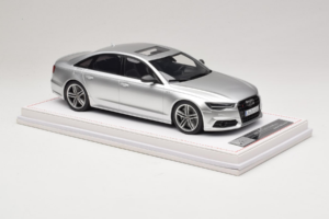 Audi S6 C7 Florett Silver Metallic IVY Merit 1:18 REMC038 Résine — image 4 sur 7