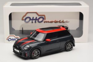 Mini Cooper JCW F66 Legend Grey Otto 1:18 OT1244 Résine — image 6 sur 6
