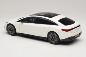 Mercedes EQS V297 Manufaktur Opalite White NZG 1:18 B66961049 Métal — image 7 sur 8