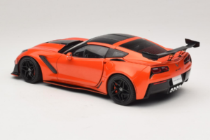Chevrolet Corvette C7 ZR1 Rouge IXO 1:18 U18RDC001-FO Métal — image 7 sur 8