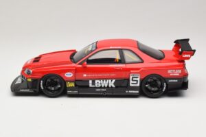 Nissan Skyline ER34 LB Super Silhouette Active Red GT Spirit 1:18 GT570 Résine — image 3 sur 6