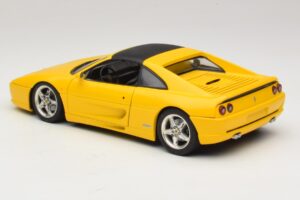 Ferrari F355 Spider Jaune avec Toit Noir UT Models 1:18 180074030-P4 Métal — image 7 sur 8