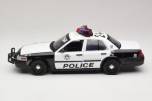 Ford Crown Victoria Police Interceptor The Hangover Movie Greenlight 1:18 12911 Métal — image 3 sur 6
