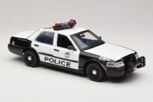 Ford Crown Victoria Police Interceptor The Hangover Movie Greenlight 1:18 12911 Métal — image 4 sur 6
