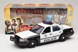 Ford Crown Victoria Police Interceptor The Hangover Movie Greenlight 1:18 12911 Métal — image 6 sur 6