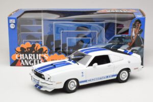 Ford Mustang II Cobra II Charlie's Angels Movie Greenlight 1:18 12880 Métal — image 8 sur 8