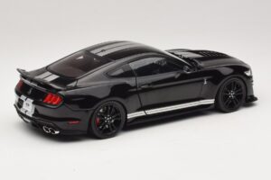 Ford Mustang Shelby GT500 S550 Noir IXO 1:18 U18RDC002-FO Métal — image 3 sur 8
