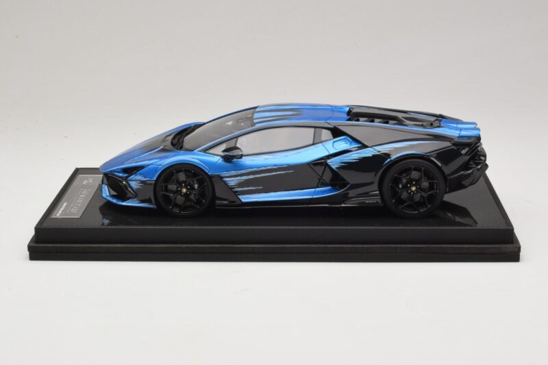 Lamborghini Revuelto Blue Black IVY Merit 1:18 REMC040 Résine