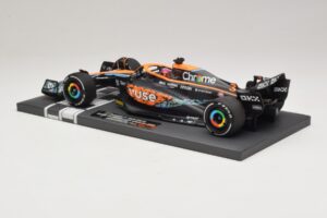 McLaren MCL36 #3 D. Ricciardo Abu Dhabi GP 2022 Minichamps 1:18 537224003 Résine — image 5 sur 7