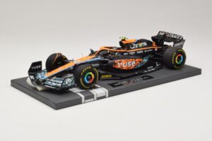 McLaren MCL36 #4 L. Norris Abu Dhabi GP 2022 Minichamps 1:18 537224004 Résine