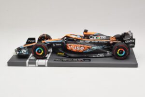 McLaren MCL36 O. Piastri Abu Dhabi Test 2022 Minichamps 1:18 537221828 Résine — image 3 sur 7