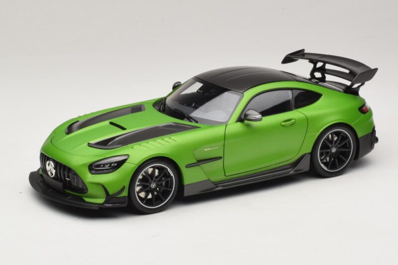 Mercedes AMG GT Black Series C190 Matt Green Metallic Minichamps 1:18 110032022 Métal