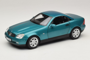 Mercedes SLK R170 Vivianite Green Norev 1:18 183021 Métal — image 3 sur 10