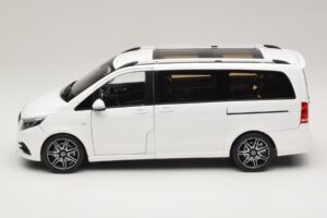 Mercedes V-Class W447 AMG Line Blanc Norev 1:18 183876 Métal — image 5 sur 8