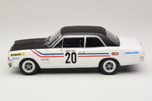 Opel Commodore A #20 H. Greder / P. Pagani Rally Monte Carlo 1971 MCG 1:18 MCG18561R Métal — image 3 sur 6