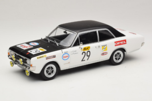 Opel Commodore A #29 J-L. Clarr / J-P. Peyroux Tour de France Automobile 1971 MCG 1:18 MCG18562R Métal