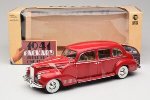 Packard Super Eight One-Eighty Rouge Greenlight 1:18 12971 Métal — image 6 sur 6