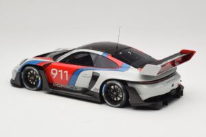 Porsche 911 992 GT3 R Rennsport GT Spirit 1:18 GT495 Résine — image 5 sur 6