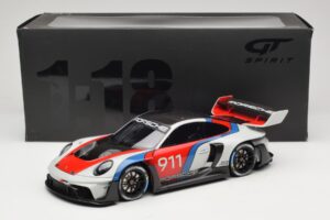 Porsche 911 992 GT3 R Rennsport GT Spirit 1:18 GT495 Résine — image 6 sur 6