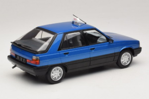 Renault 11 GTL Taxi James Bond MCG 1:18 MCG18833 Métal — image 2 sur 6