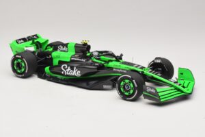 Stake Kick Sauber C44 G. Zhou Emilia Romagna GP 2024 Minichamps 1:18 117240124 Résine — image 4 sur 7