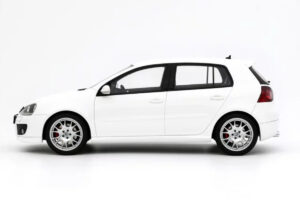 Volkswagen Golf GTI Mk5 Edition 30 Candy White Otto 1:18 OT1250 Résine — image 3 sur 5